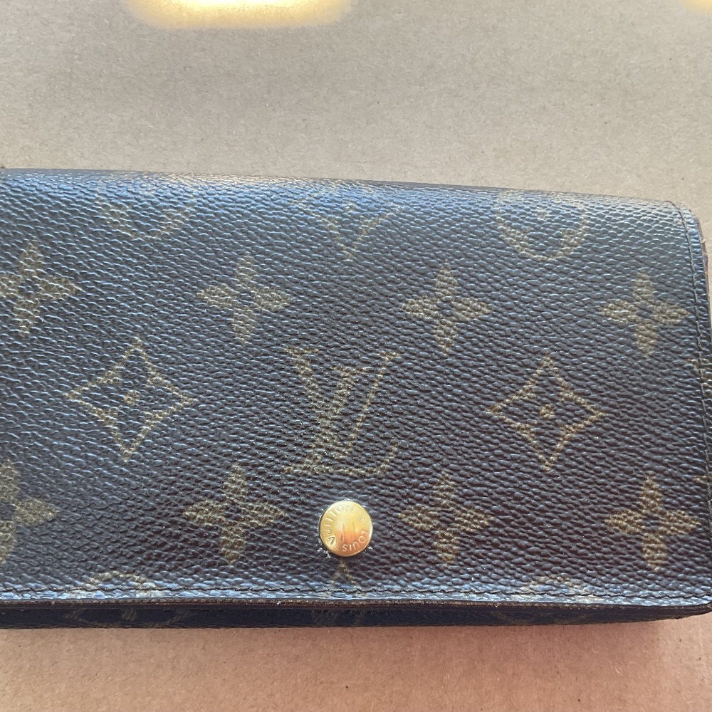 Louis Vuitton Monogram Canvas Tresor Wallet